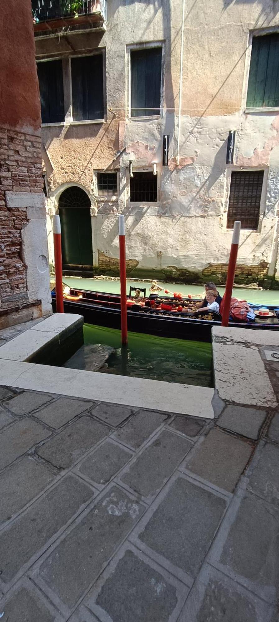Ca Del Gambero Canal View Venice Exterior photo