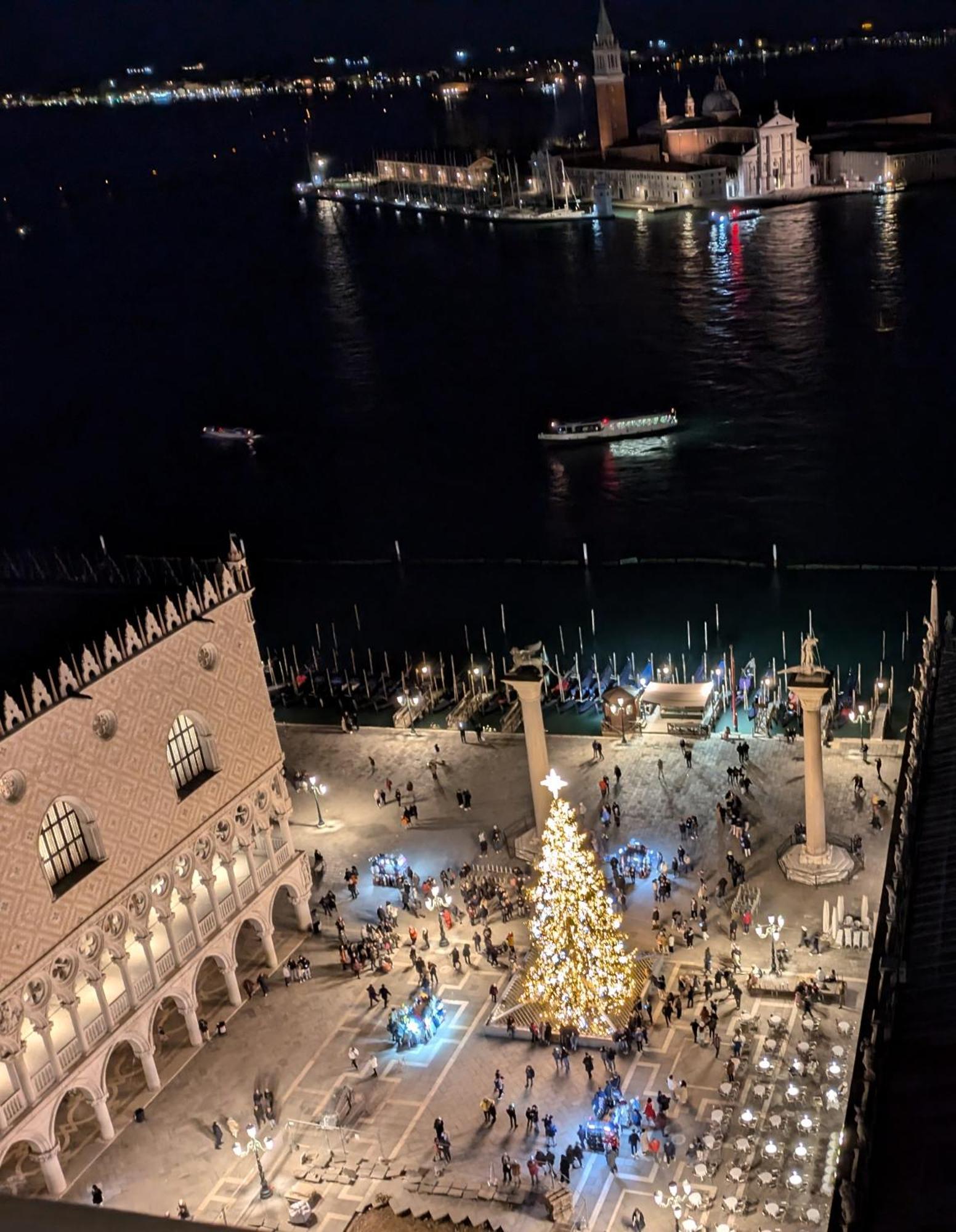 Ca Del Gambero Canal View Venice Exterior photo